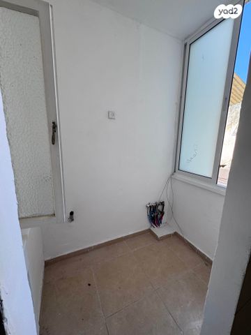 דירה, אלוף שמחוני 5, הפועל המזרחי ג', שיכון ג', בני ברק