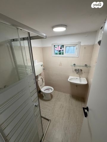 דירה, רמב"ם 14, מרכז מזרחי, נס ציונה