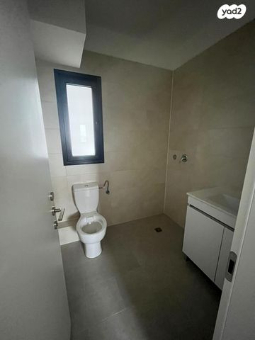 דירה, היוצרים 38, עיר היין, אשקלון