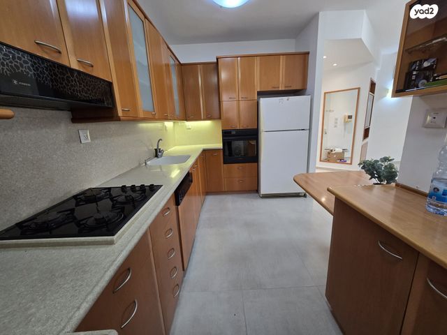 שער הפרחים 3