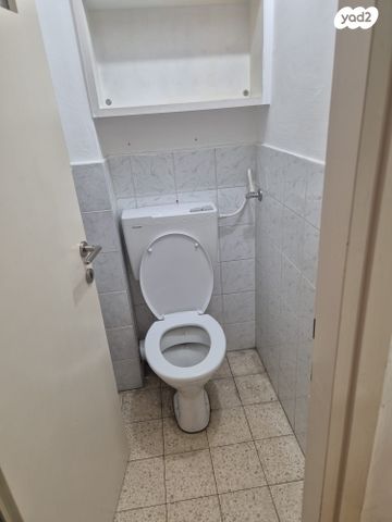 דירה, שבט גד 5, עמישב, פתח תקווה