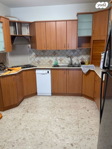 דירה, הגאון אליהו 16, מרום נווה, רמת יצחק, רמת גן