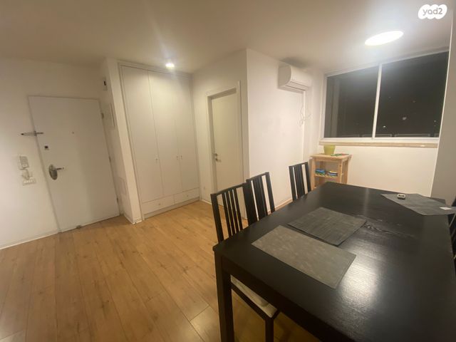 דירה, שמעון בן צבי 31, שטח 9, גבעתיים