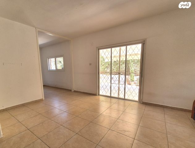 בית פרטי/ קוטג', אהוד בן גרא 24, העיר העתיקה, רמב"ם, דרום, באר שבע