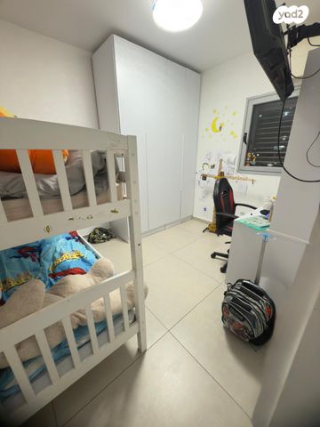 דירה, מפל התנור 14, שקמים ואגמים, אשקלון