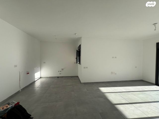 דירה, עמירם חרלף 5, אחוזה, חיפה