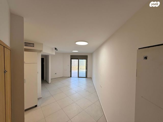 דירה, שדרות הנשיא השישי 16, קרית הלאום, ירושלים