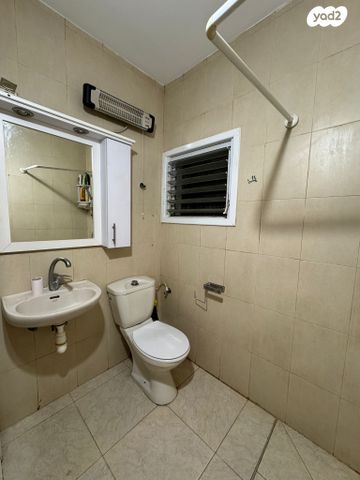 דירה, השלושה 35, עמידר, בת ים