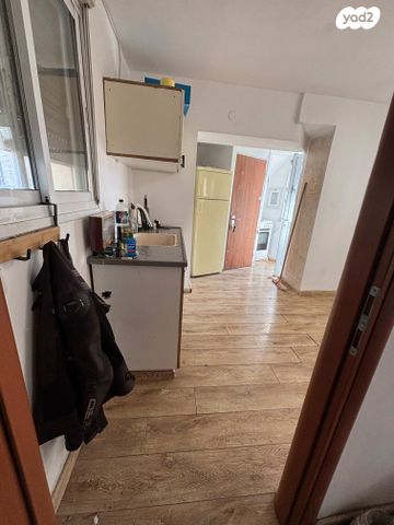 דירה, יגאל אלון 12, רמות, ירושלים