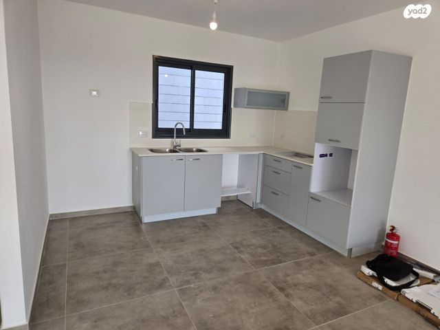 דירה, הגפן 1, כרמי הנדיב, אחוזת רוטנר, קרית מלאכי