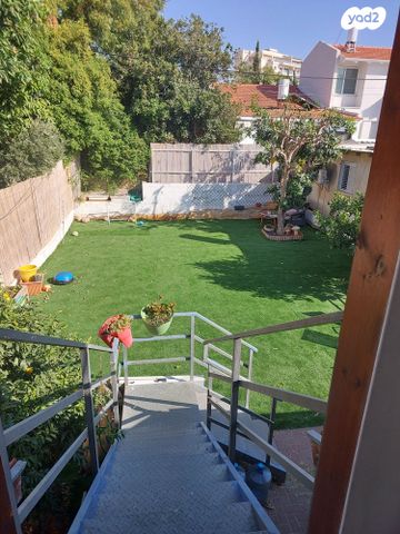 יחידת דיור, קיבוץ גלויות 24, נווה עמל, הרצליה