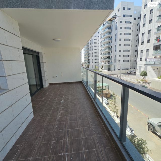 דירה, הגפן 1, כרמי הנדיב, אחוזת רוטנר, קרית מלאכי