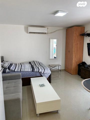 יחידת דיור, אבן עזרא 23, שעריים, רחובות