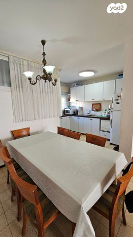 דירה, דרך צרפת 8, קרית שפרינצק, חיפה