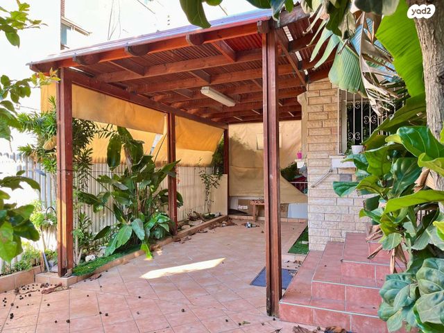 דירת גן, שדרות גושן 42, מוצקין הותיקה, קרית מוצקין