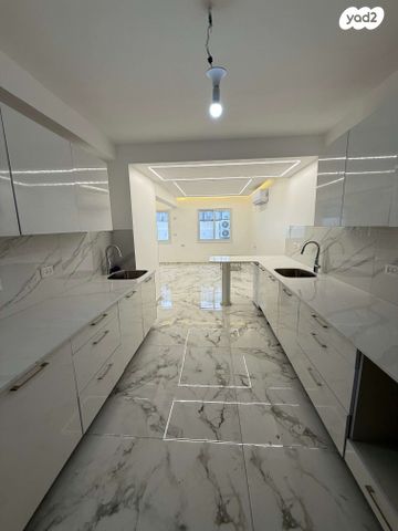 דירת גן, אנילביץ' 56, קרית היובל, ירושלים