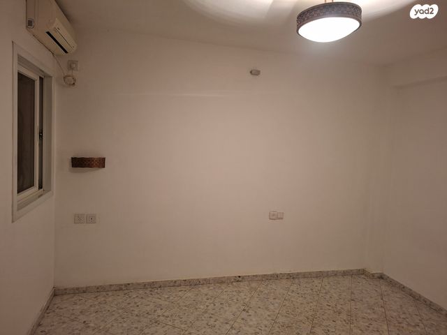 דירה, שדרות מרדכי בן פורת 76, עמידר, אור יהודה