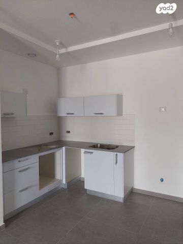 דירה, תוצרת הארץ 5, נחלת יצחק, תל אביב יפו