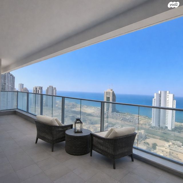 דר' ישראל בורגנסקי 2