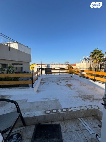 דירה, השלושה 35, עמידר, בת ים