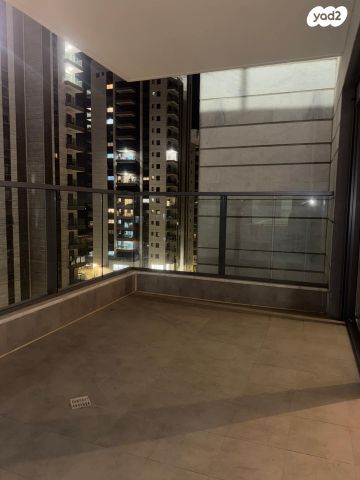 דירה, לאה גולדברג 1, תלמי מנשה, באר יעקב