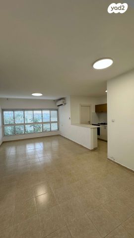 דופלקס, מבצע נחשון 4, נווה אפק, ראש העין