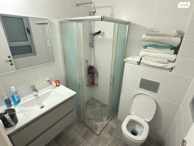 דירה, מפל התנור 14, שקמים ואגמים, אשקלון