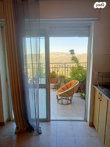 דירת גן, יסמין 101, אורה, אורה