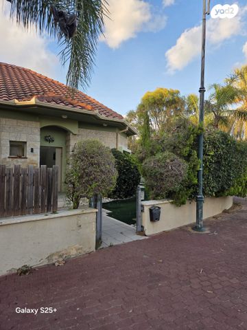 בית פרטי/ קוטג', האחו 5, יצחק, חדרה