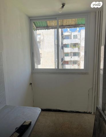 דירה, בן צבי 21, מכב"י, יהוד מונוסון