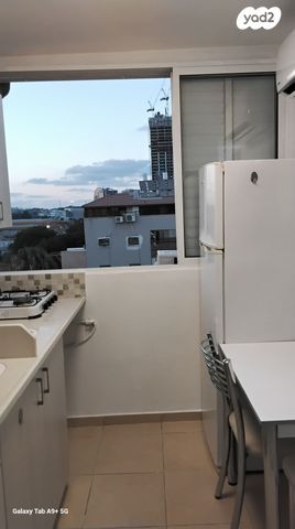 יחידת דיור, הרב אברמסקי 28, נחלת שמעון, בני ברק