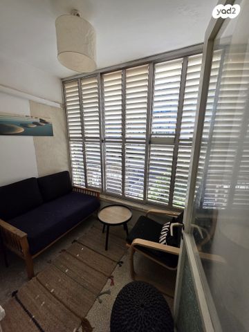 דירה, אח"י דקר 8, נווה שרת, תל אביב יפו