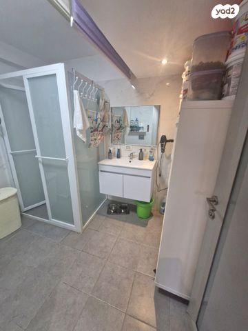 דירה, אילת 70, ג'סי כהן, חולון