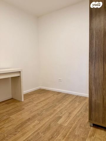 דירה, הזמיר 13, שכונה ד', מבשרת ציון