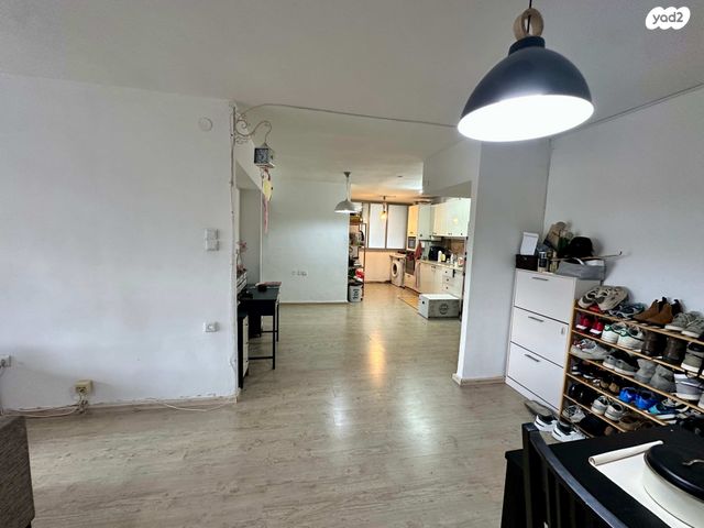 דירה, שרה אהרונסון 46, אזור הבילויים, רמת גן