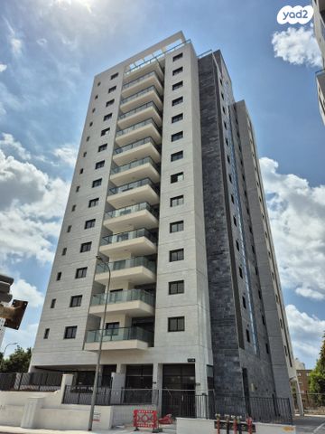 דירה, הכלניות 22, כלניות, טירת כרמל