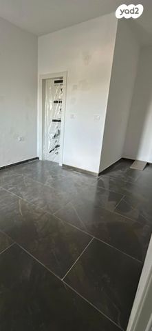 דירה, שדרות מח"ל 27, קרית חיים מערבית, חיפה