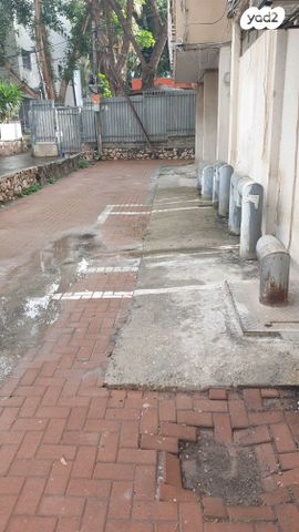 חניה, חפץ חיים 20, נחלת יצחק, תל אביב יפו