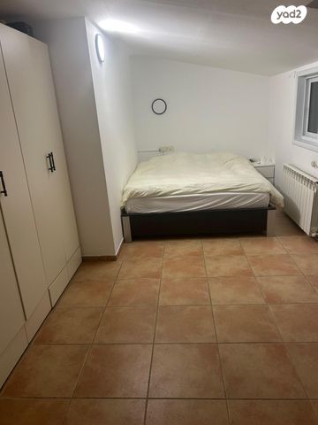 יחידת דיור, בוסתנים 1, מעוז ציון א', מבשרת ציון