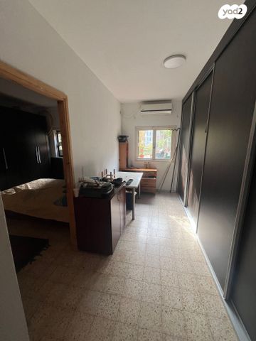 דירה, הנדיב 32, מרכז, הרצליה