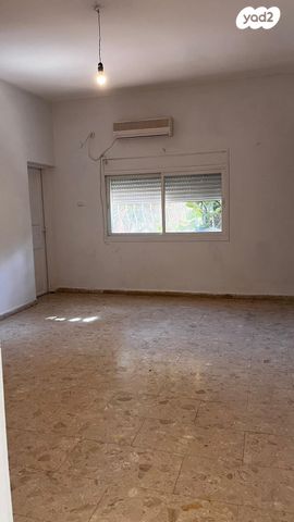 דירת גן, שדרות גושן 42, מוצקין הותיקה, קרית מוצקין