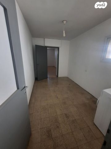 דירה, הצבעונים 3, מטולה, מטולה