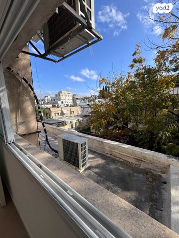 דירה, אלוף שמחוני 5, הפועל המזרחי ג', שיכון ג', בני ברק