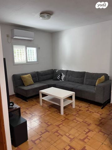 דירת גן, רבנו תם 4, שיכוני המזרח, ראשון לציון