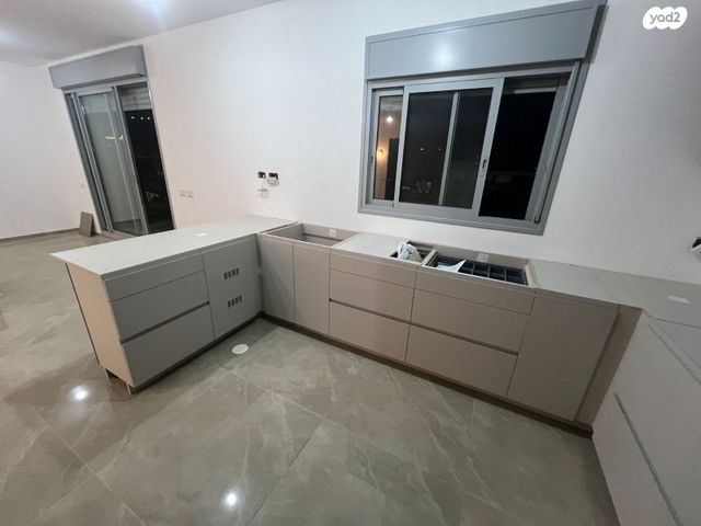 גג/ פנטהאוז, אבנר חי שאקי 17, גילה, ירושלים