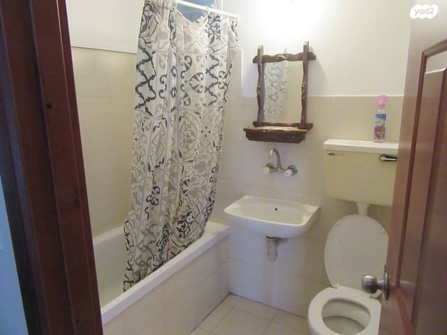 דירה, אקסודוס 7, ההעפלה, קרית גת