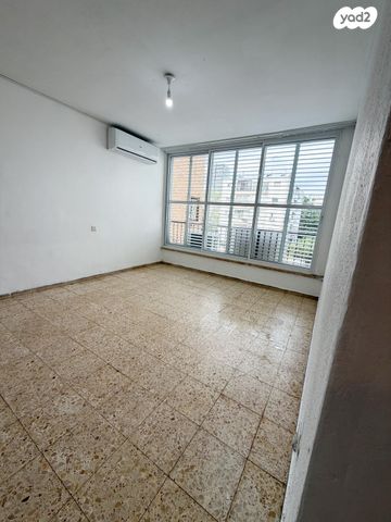 דירה, כספי 4, גבעת בוסל, חדרה