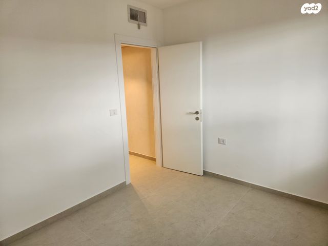 דירה, כלנית 1, צופים, צופים