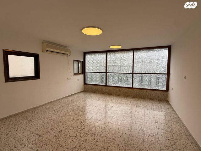 דירה, אלומות 10, קרית יוסף, גבעתיים