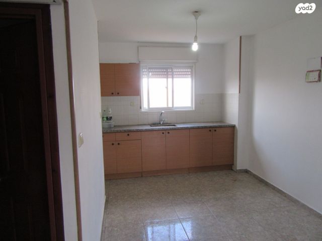 דירה, אקסודוס 7, ההעפלה, קרית גת